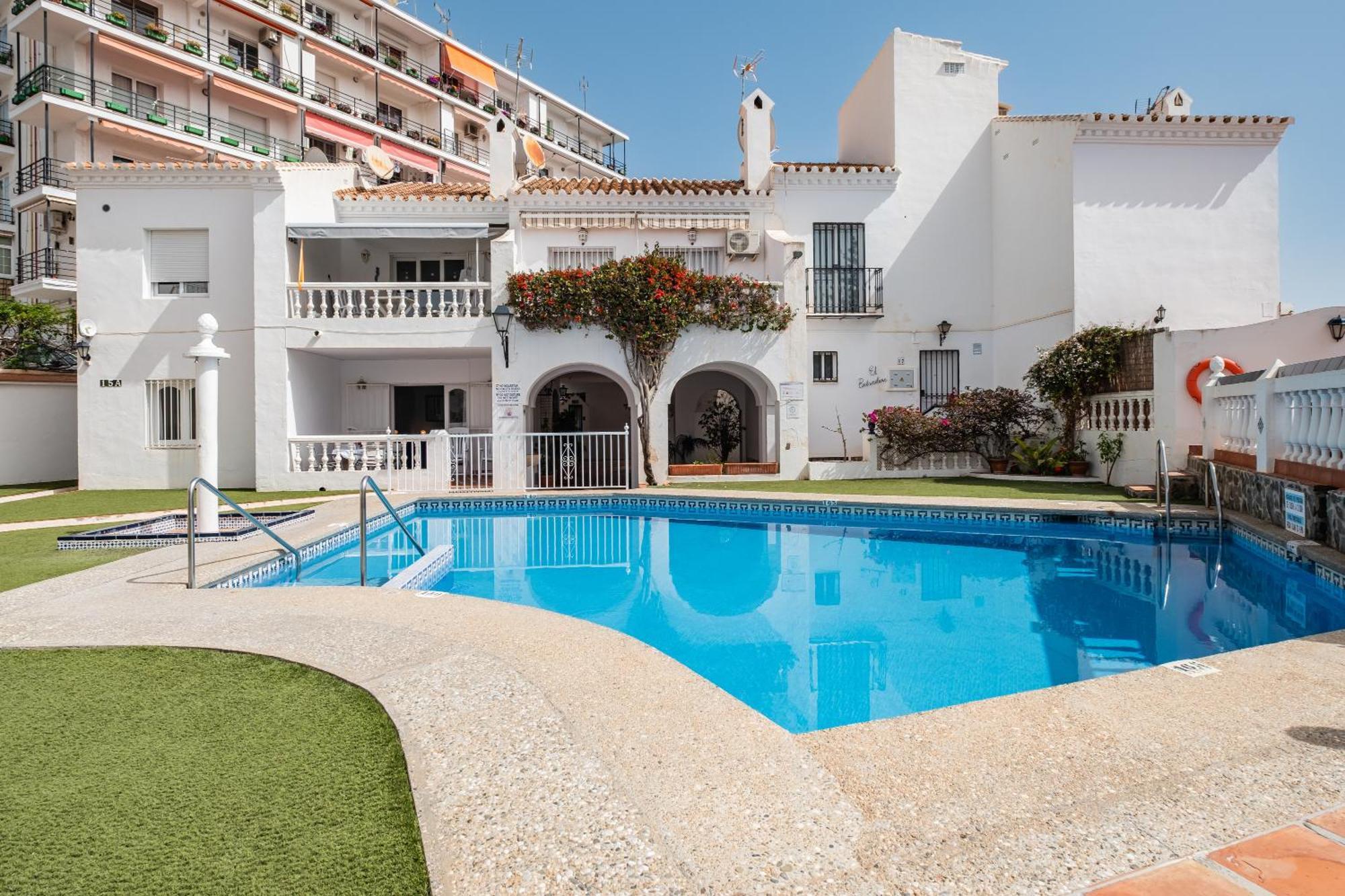 Bright Spacious 1 Bed Apartment Nerja Ngoại thất bức ảnh